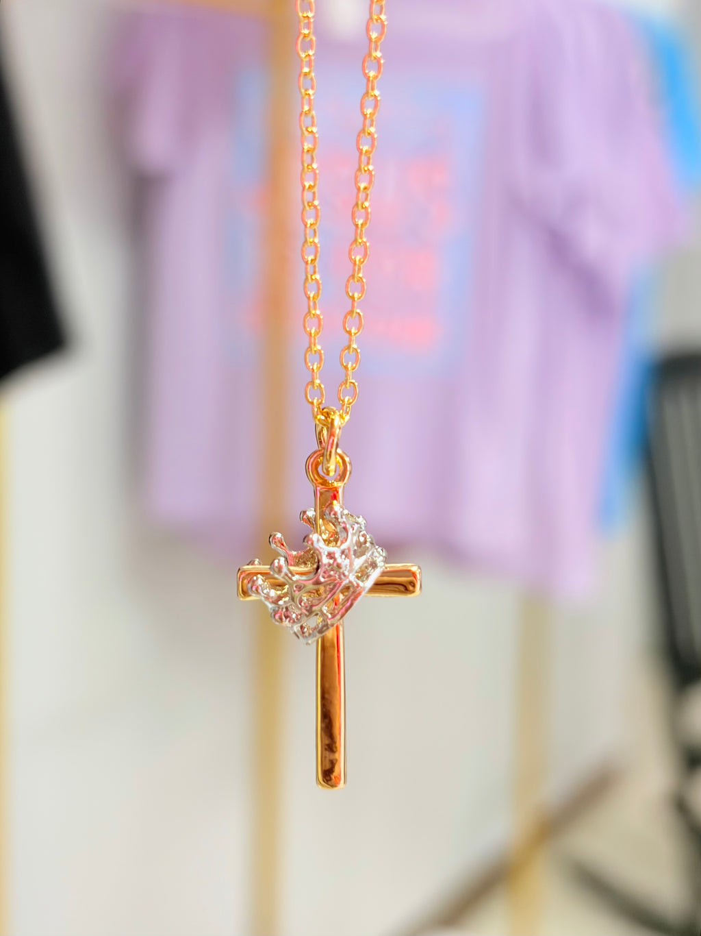 Crowned Cross Necklace – Gold